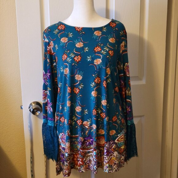 Susan Graver Printed Liquid Knit Tunic w/ Lace Trimmed Sleeves A310087 EUC M - Picture 1 of 12